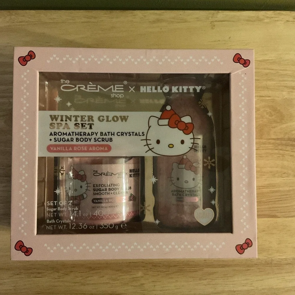 The Crème Shop, Hello Kitty, Winter Glow Spa Set, Bath Crystals & Body‎ Scrub